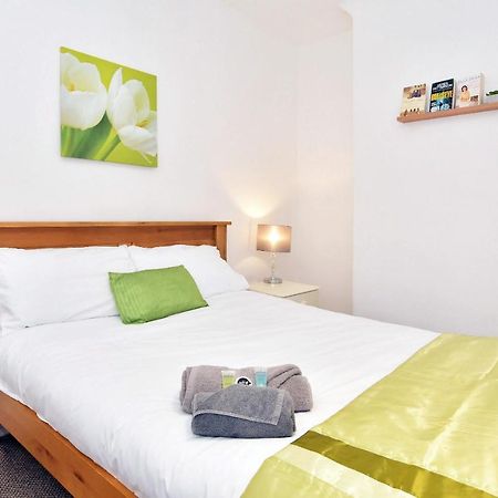 Townhouse @ Hanley Road Stoke מראה חיצוני תמונה
