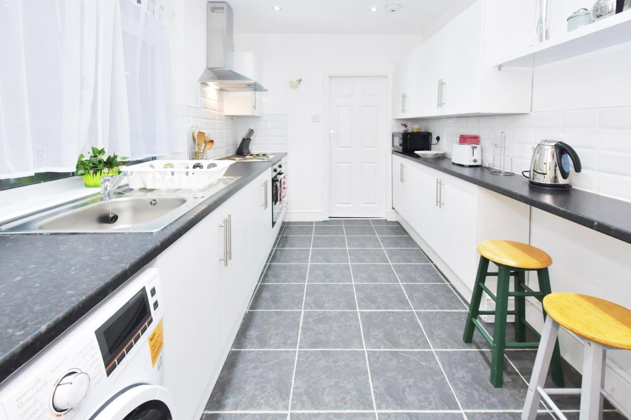 Townhouse @ Hanley Road Stoke מראה חיצוני תמונה