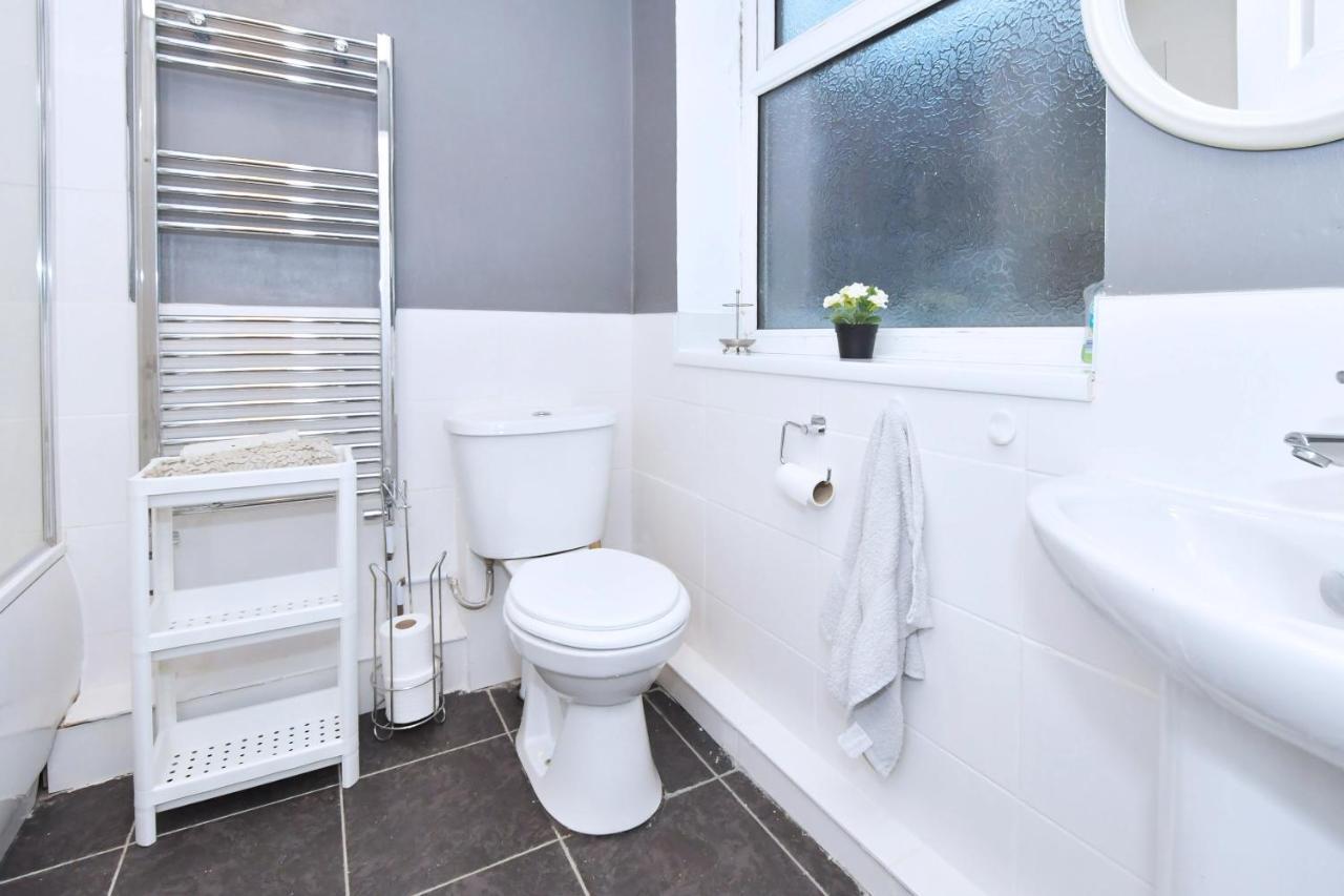 Townhouse @ Hanley Road Stoke מראה חיצוני תמונה