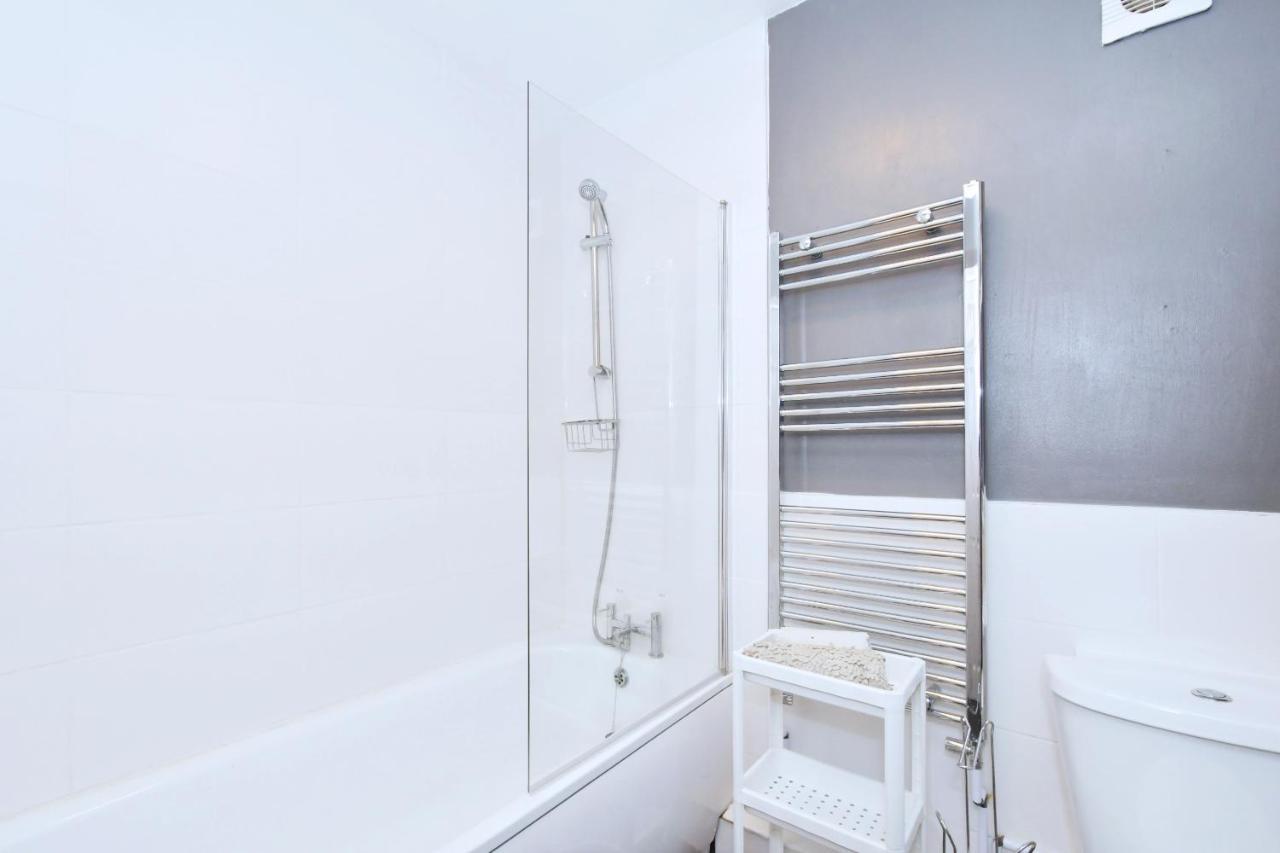 Townhouse @ Hanley Road Stoke מראה חיצוני תמונה