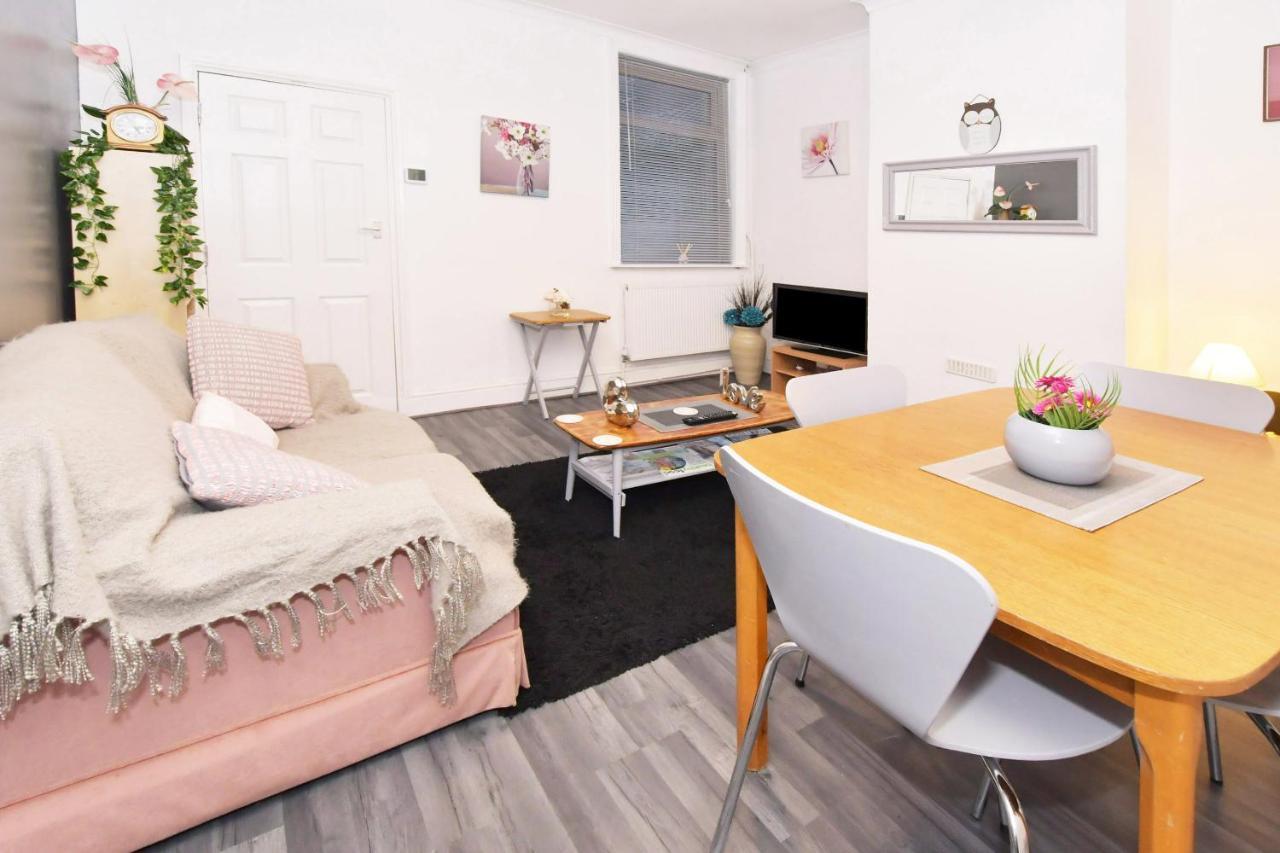 Townhouse @ Hanley Road Stoke מראה חיצוני תמונה