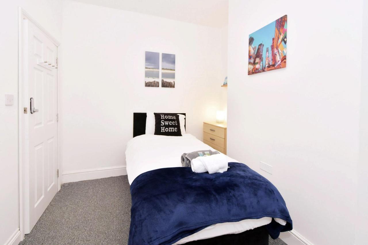 Townhouse @ Hanley Road Stoke מראה חיצוני תמונה
