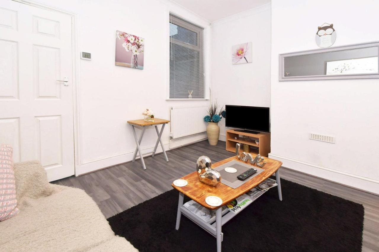 Townhouse @ Hanley Road Stoke מראה חיצוני תמונה