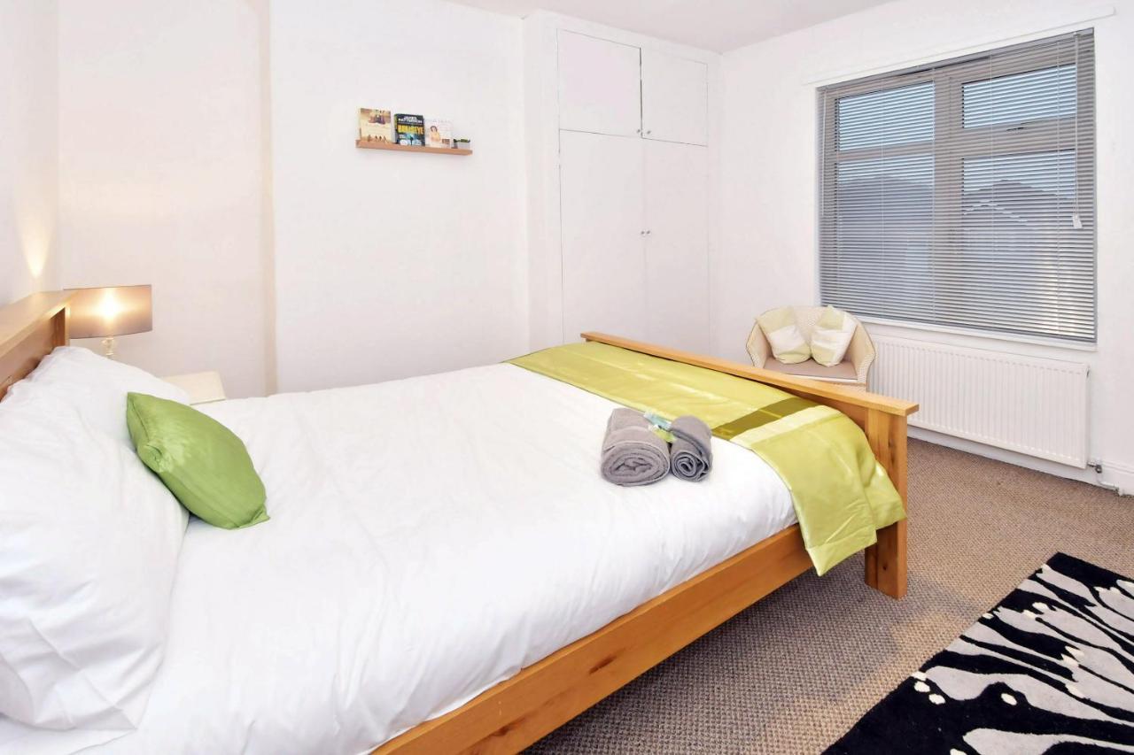 Townhouse @ Hanley Road Stoke מראה חיצוני תמונה